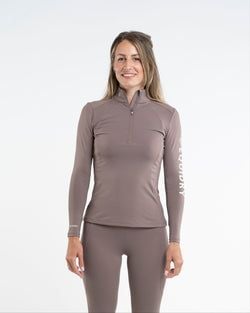 Colour – Mocha/White