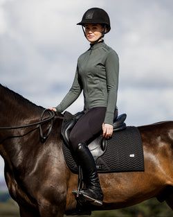 Colour – Black Forest Green/Black