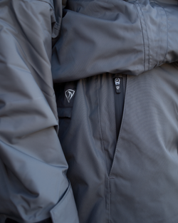 Colour – Grey/Grey