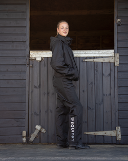Colour – Black/Black