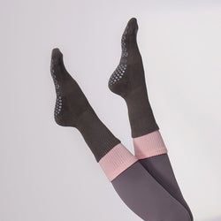Color – Gray Pink