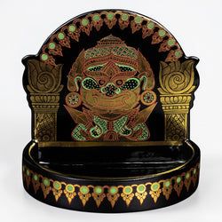 Golden Etched Ogre Motif