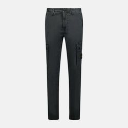 Colour – Black