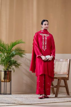 Party Wear – Ishq Red