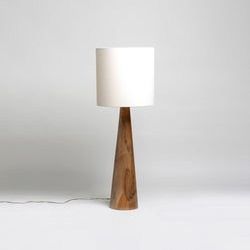 Finish – Walnut wood - White