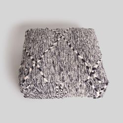 Natural wool - Midnight black