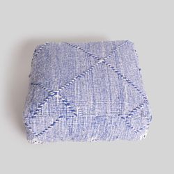 Finish – Natural wool - Dusty cornflower
