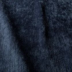 Färg: – Elyot D. Blue