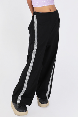 Colors – Black