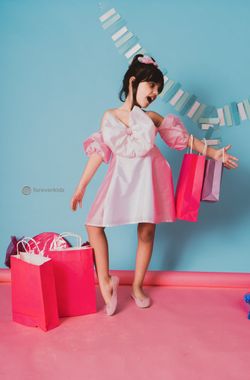 Colors – Pink