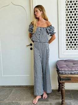 Olive pants – black gingham
