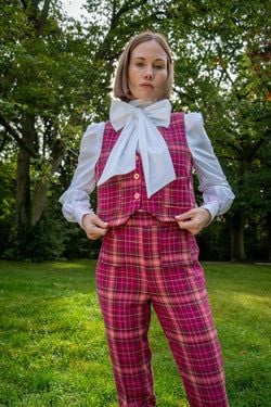 Angus wollen vest – Pink checks