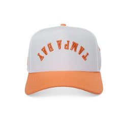 COLOR – WHITE / CREAMSICLE