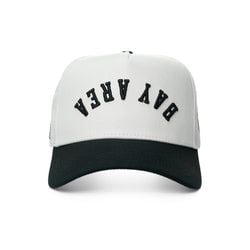 COLOR – WHITE / BLACK