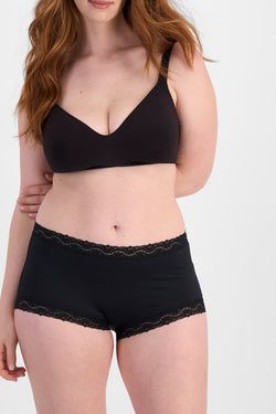 Colour – Black