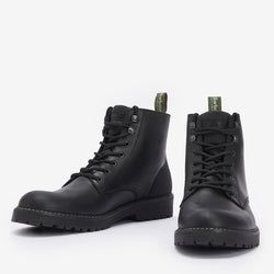 Colour – Black