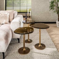 Goud – M