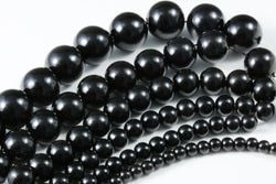 Farbe – Schwarz