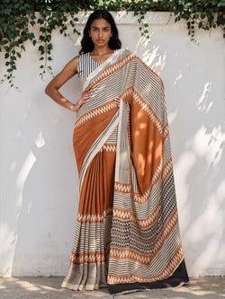 Color – Dusty Brown
