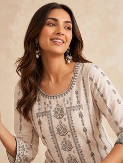 Explore Similar Fabric – White