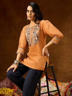 Explore Similar Pattern – Brown