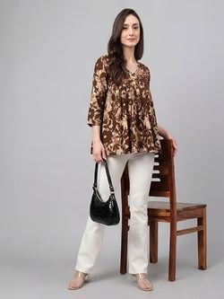 Color Variant : – Brown