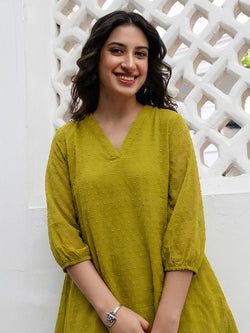 Explore More Tunic – Lime