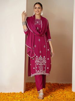 Explore Similar Style – Pink