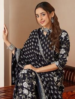 Explore Similar Pattern – Black