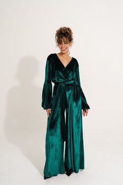 Color – Dark Green
