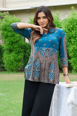 Color – Royal Blue & Brown