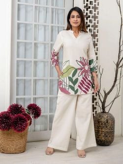Color – Cream & Purple