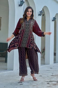 Style – Maroon