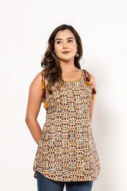 Color – Maroon & Yellow