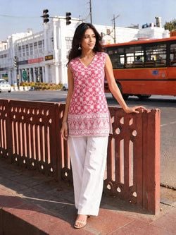 Color – Pink