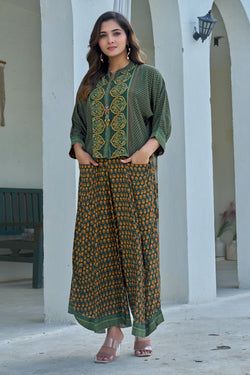 Color – Green