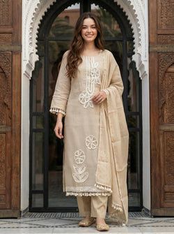 Color – Beige