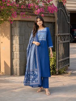 Color – Dark Blue
