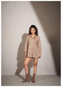 Color – beige
