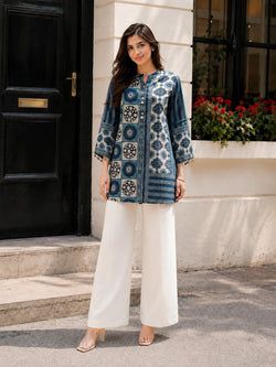 Color – Blue and Beige