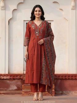 Color – Brick Red