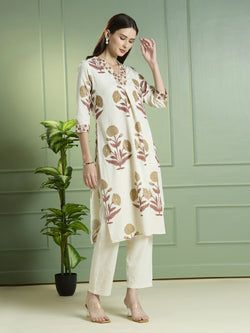 Color – Natural Beige