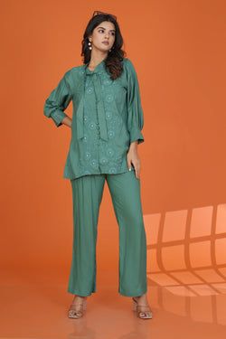 Color – Green