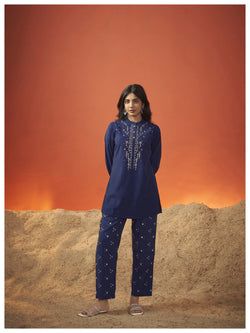 Color – Navy Blue