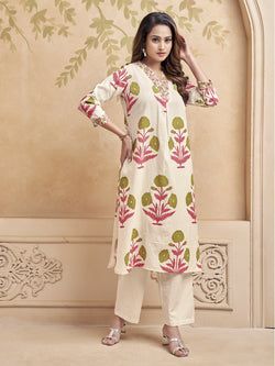 Color – Natural Beige