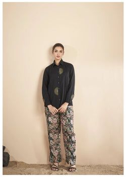 Color – Black