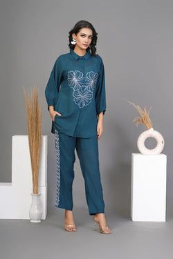 Color – Peacock Green