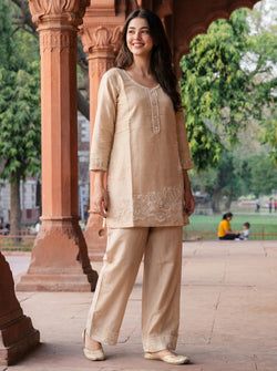 Color – Beige