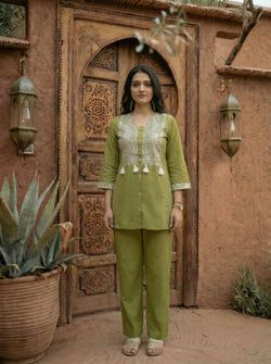Color – Olive Green