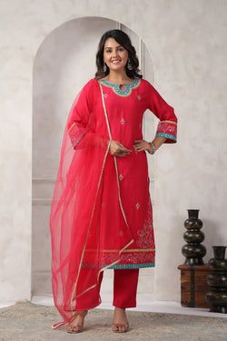 Color – Maroon